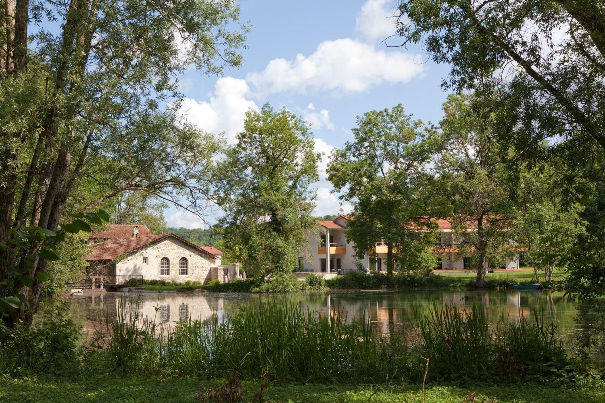 Hotel Logis La Source Bleue Gudmont-Villiers Exterior foto